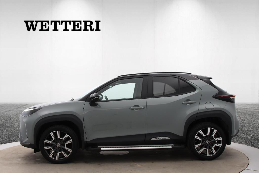 TOYOTA Yaris Cross 2024