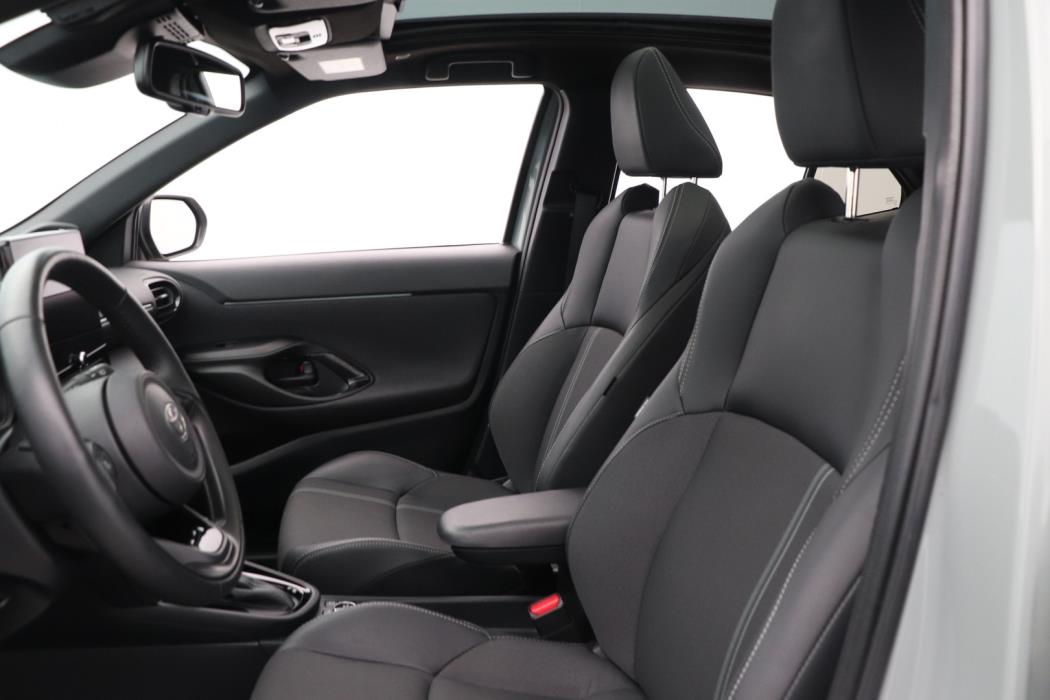 TOYOTA Yaris Cross 2024