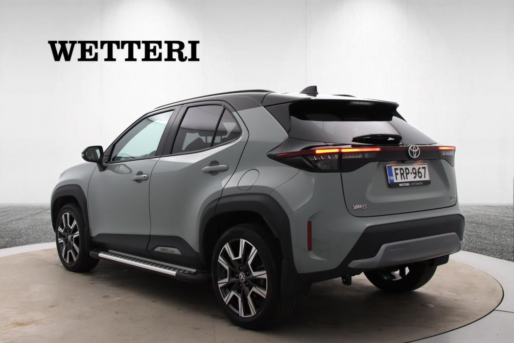 TOYOTA Yaris Cross 2024