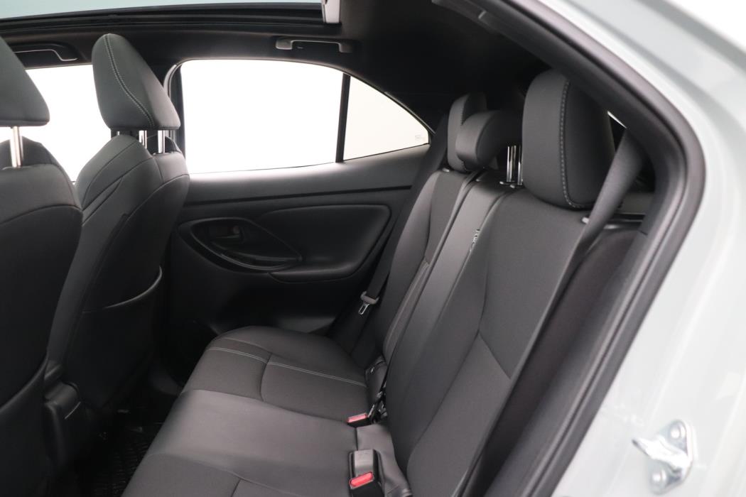 TOYOTA Yaris Cross 2024