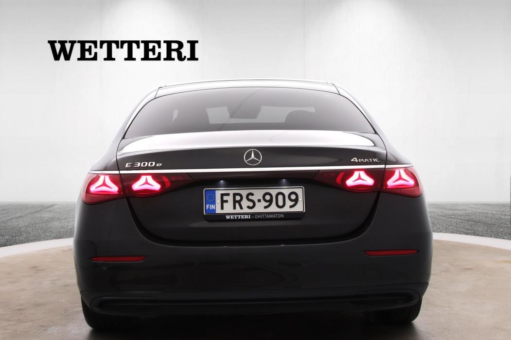MERCEDES-BENZ E 2024
