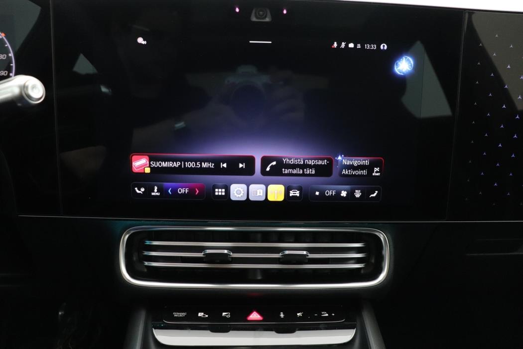 MERCEDES-BENZ CLA 2025