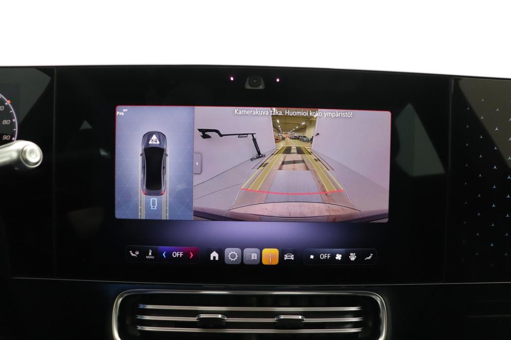 MERCEDES-BENZ CLA 2025