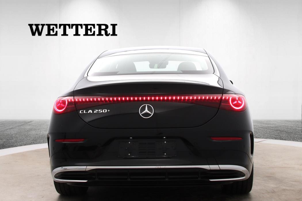 MERCEDES-BENZ CLA 2025