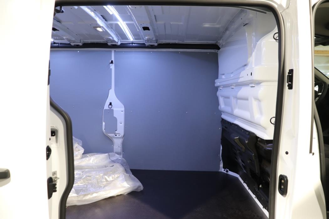 NISSAN Primastar 2025