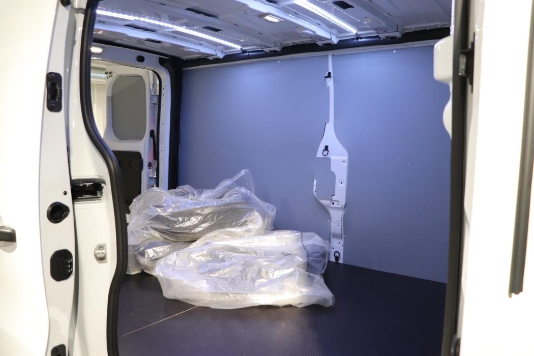 NISSAN Primastar 2025