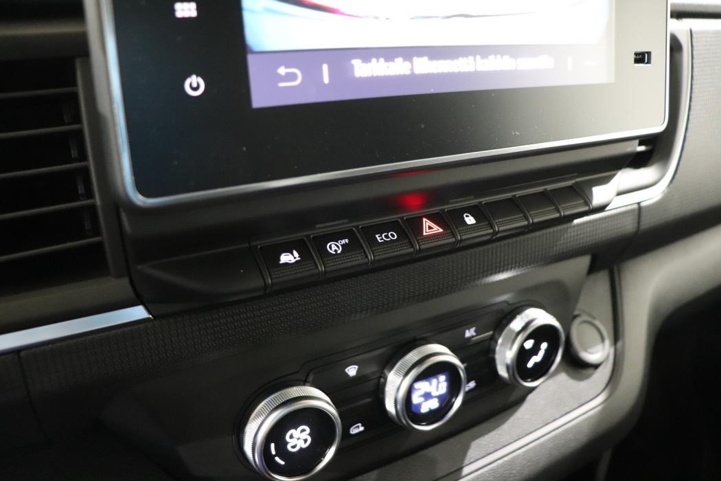 NISSAN Primastar 2025