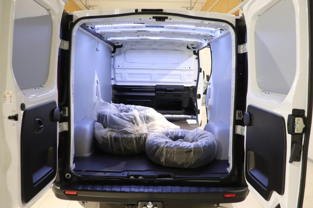 NISSAN Primastar 2025