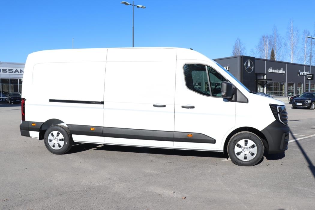 NISSAN Interstar 2026