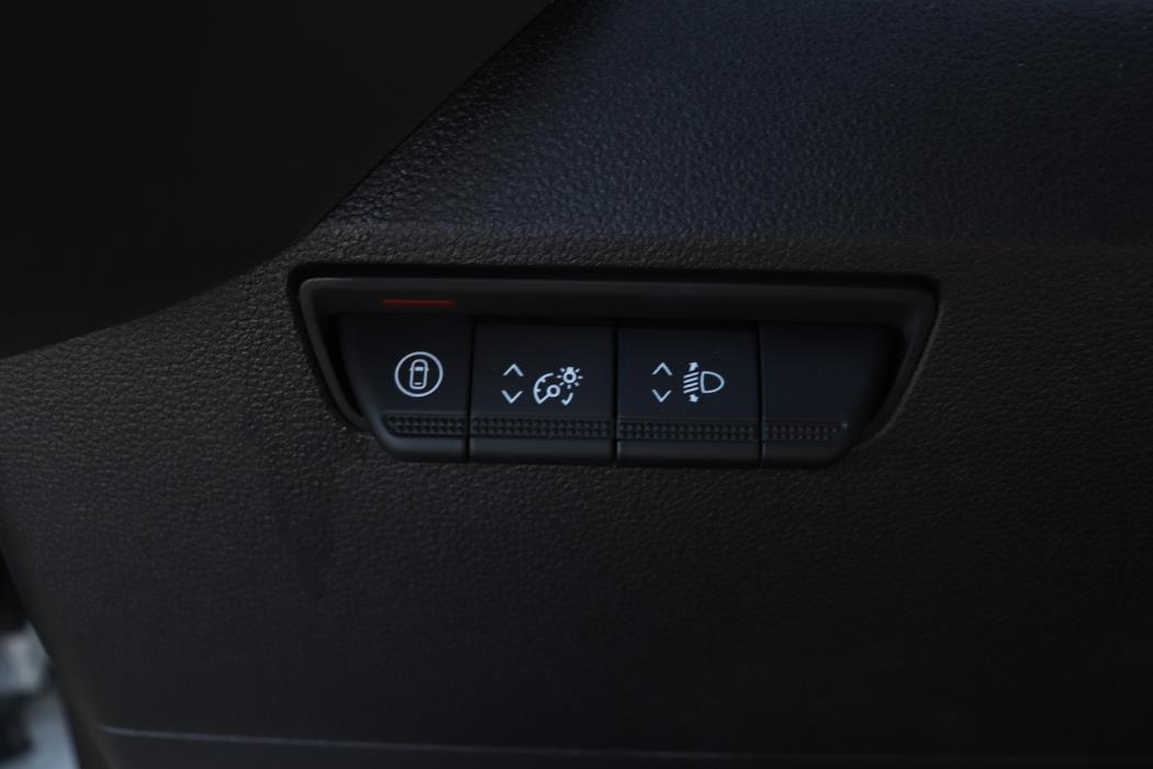 NISSAN Interstar 2026