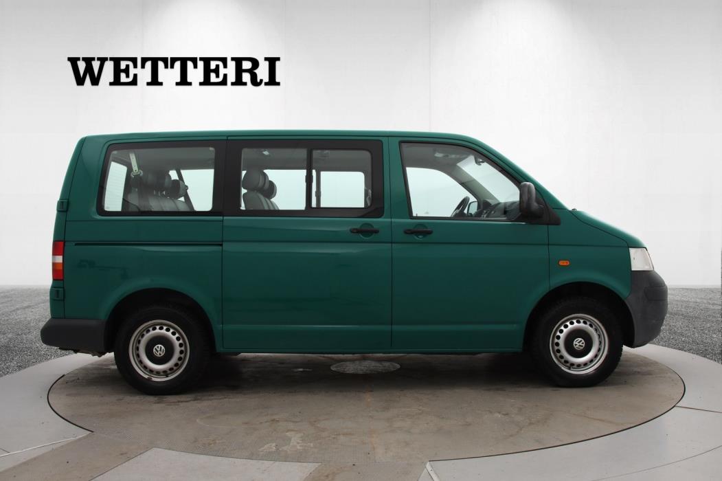 VOLKSWAGEN Transporter 2005