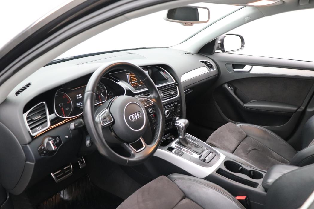 AUDI A4 2015