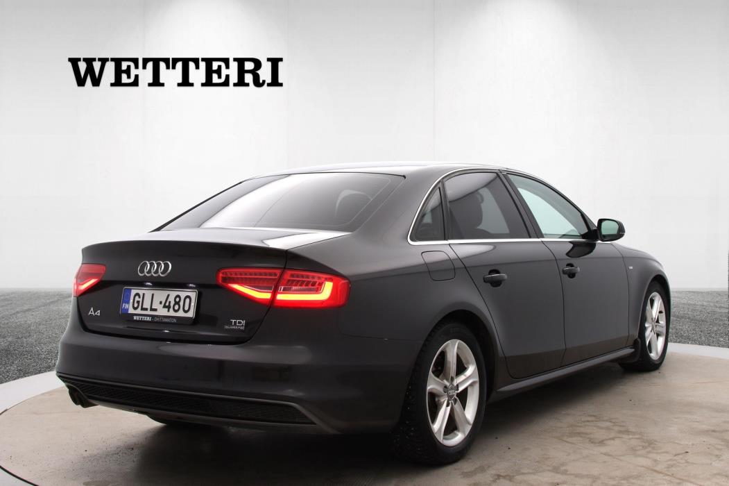 AUDI A4 2015