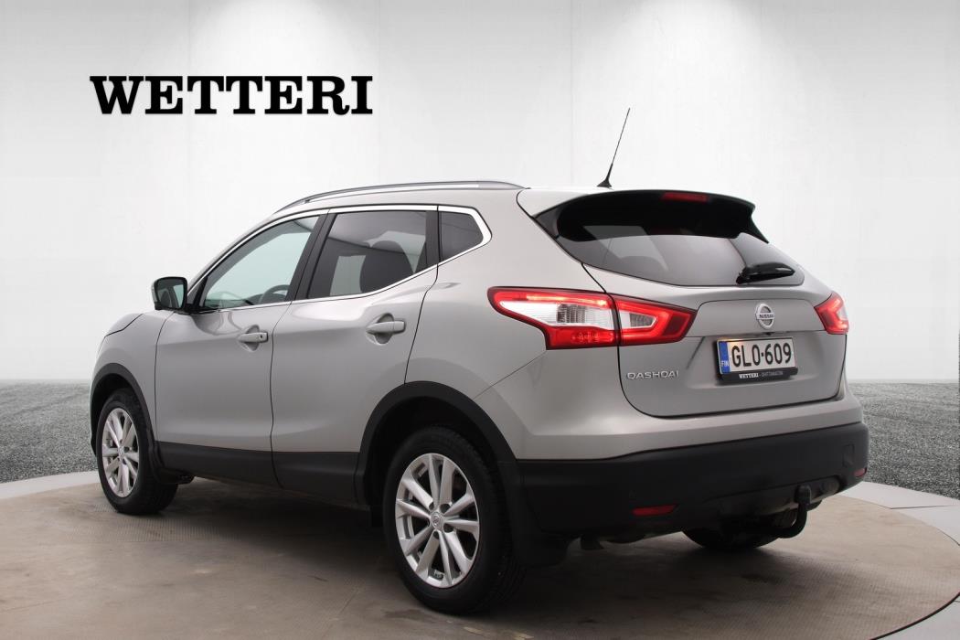 NISSAN Qashqai 2015