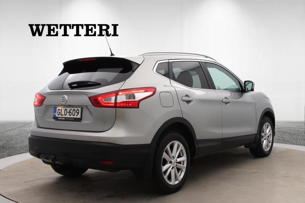 NISSAN Qashqai 2015