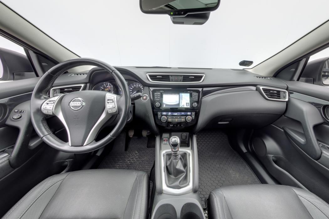 NISSAN Qashqai 2015