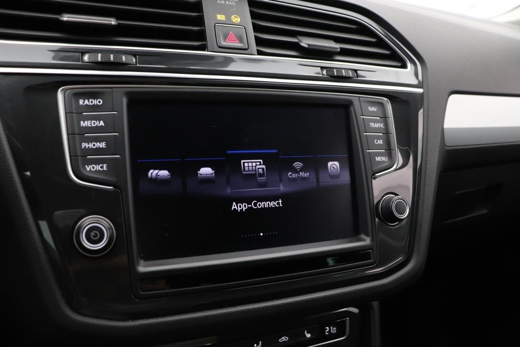 VOLKSWAGEN Tiguan 2017