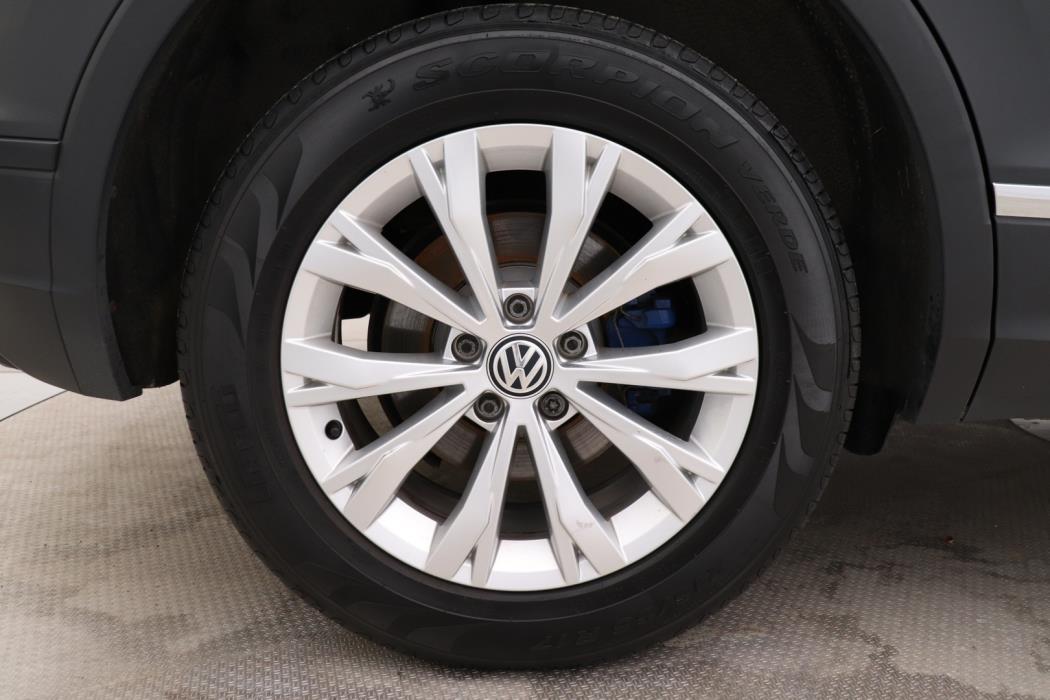 VOLKSWAGEN Tiguan 2017
