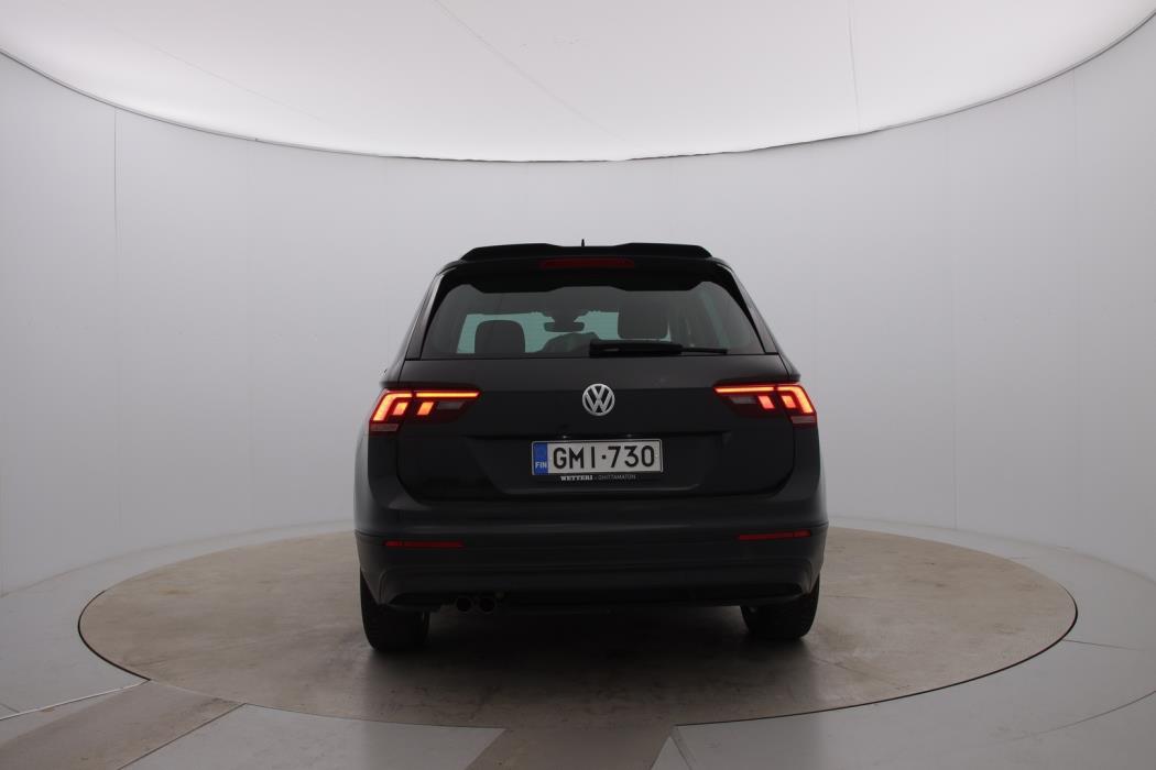 VOLKSWAGEN Tiguan 2017