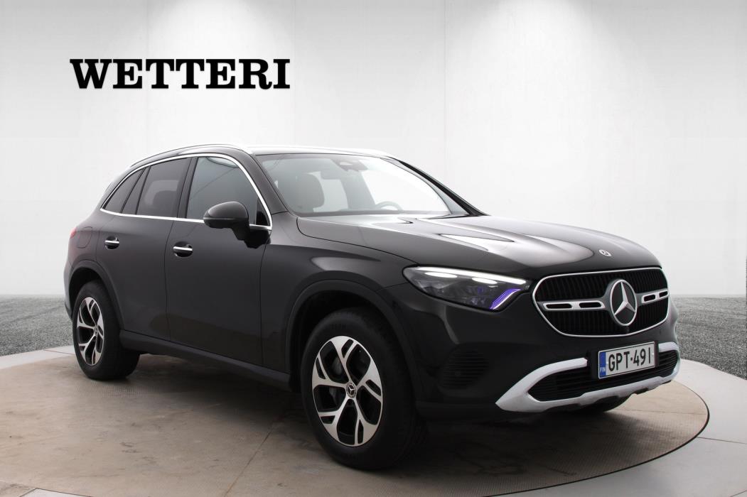 MERCEDES-BENZ GLC 2023