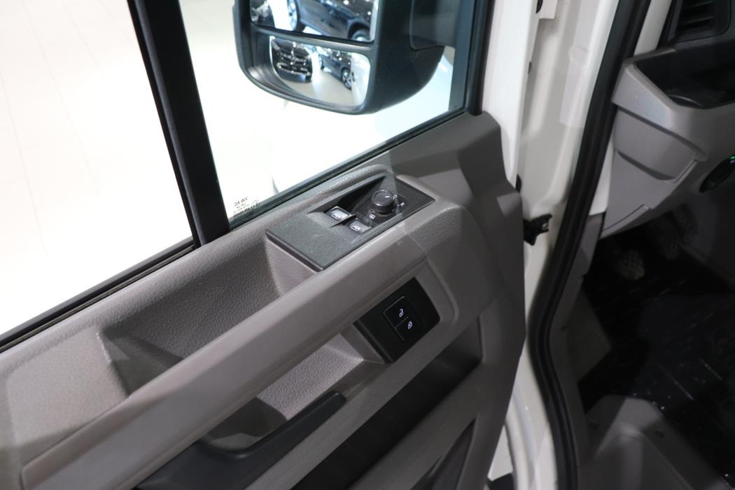 VOLKSWAGEN Crafter 2018