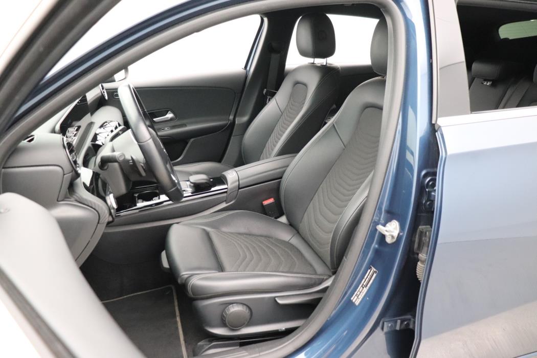 MERCEDES-BENZ A 2021