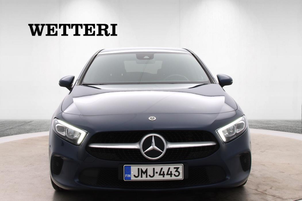 MERCEDES-BENZ A 2021