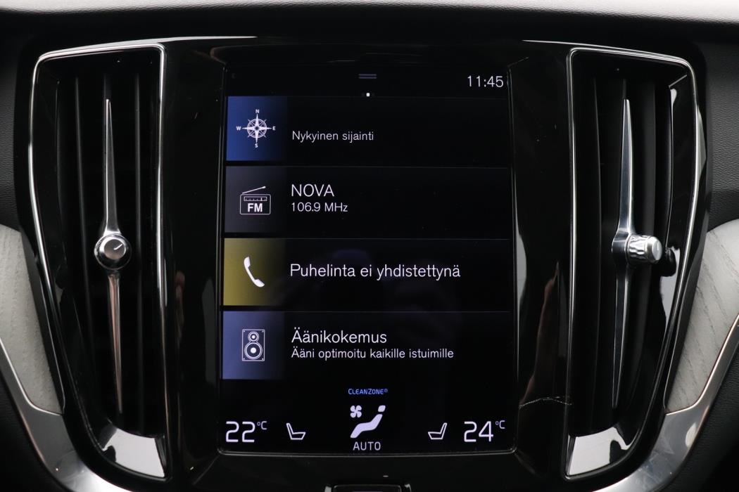 VOLVO V60 2021