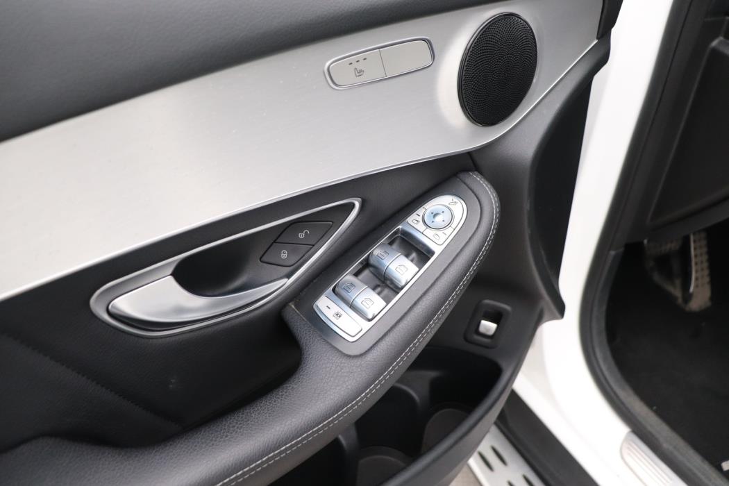 MERCEDES-BENZ GLC 2017