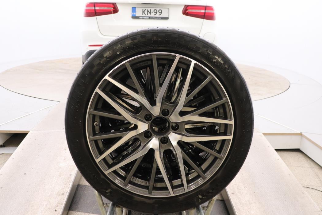 MERCEDES-BENZ GLC 2017