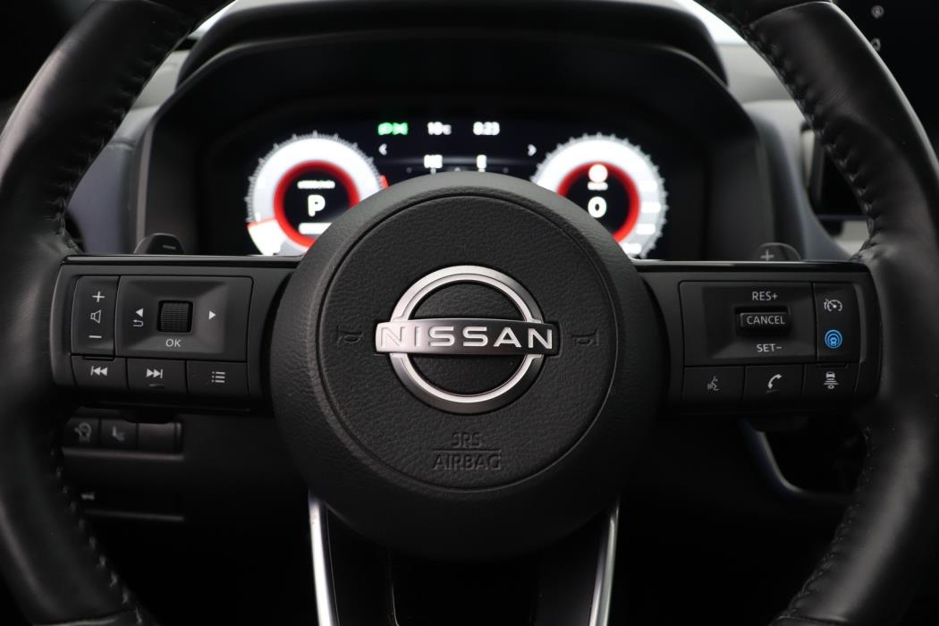 NISSAN Qashqai 2023