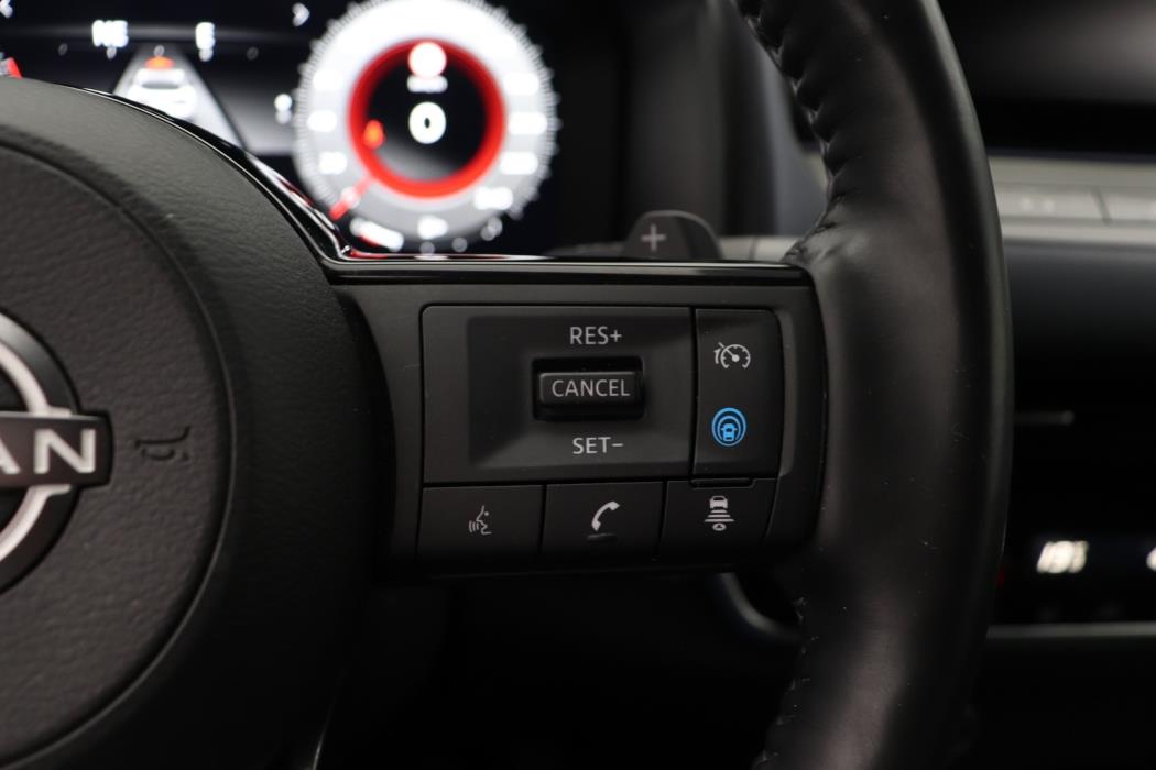 NISSAN Qashqai 2023