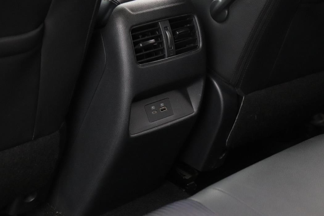 NISSAN Qashqai 2023