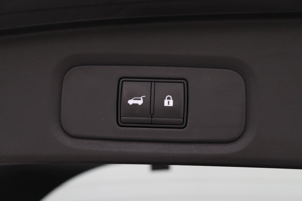 NISSAN Qashqai 2023