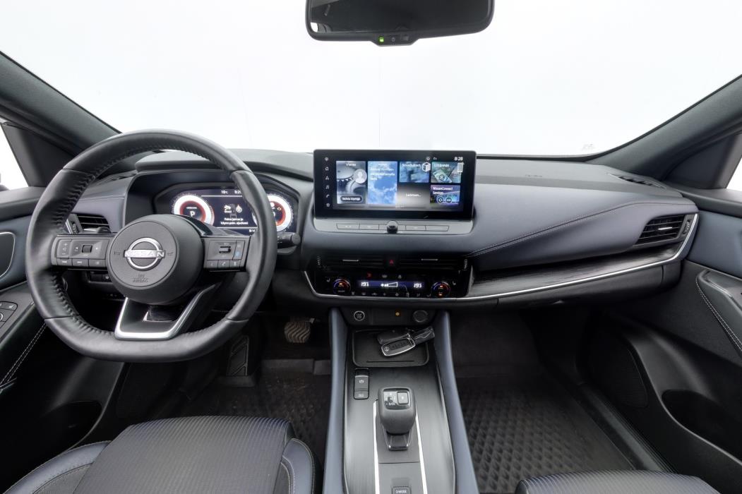 NISSAN Qashqai 2023