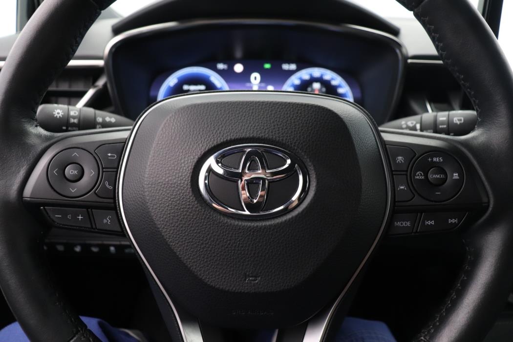 TOYOTA Corolla 2023