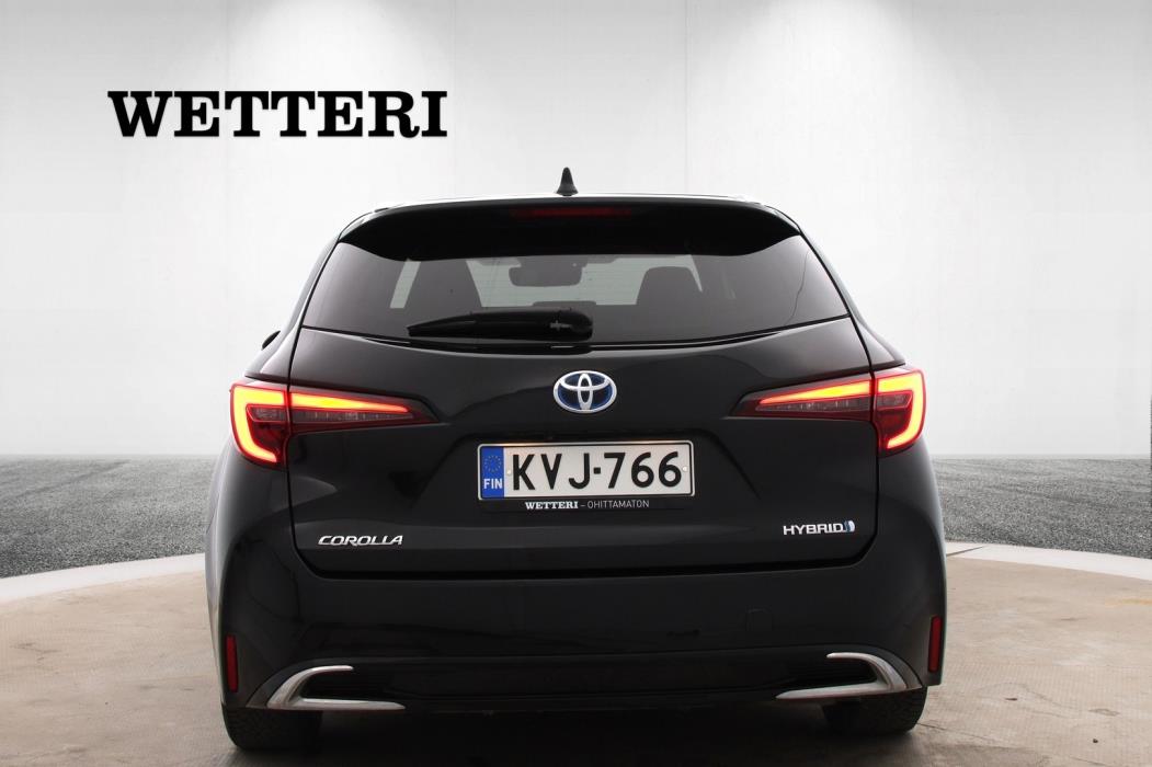 TOYOTA Corolla 2023