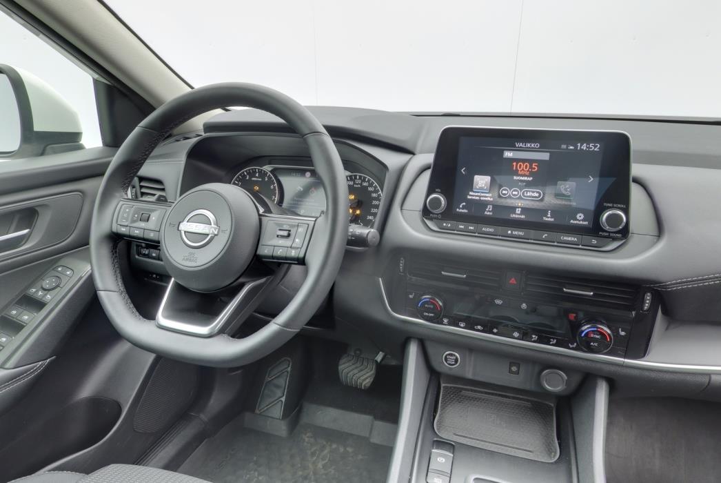 NISSAN Qashqai 2024