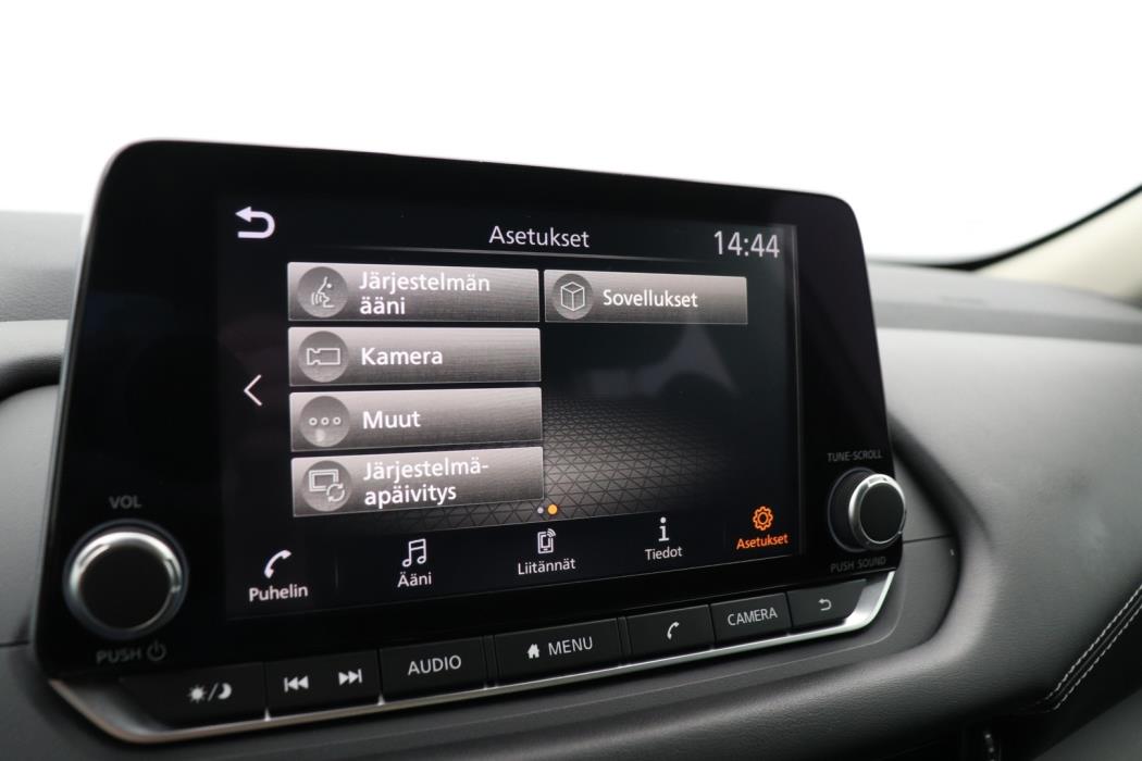 NISSAN Qashqai 2024