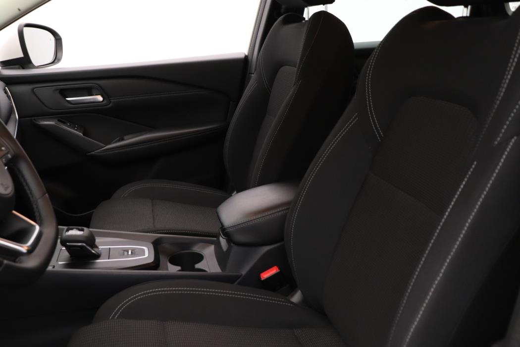 NISSAN Qashqai 2024