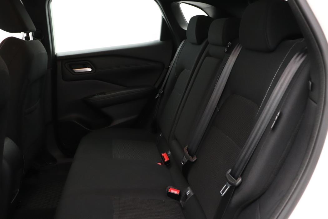 NISSAN Qashqai 2024