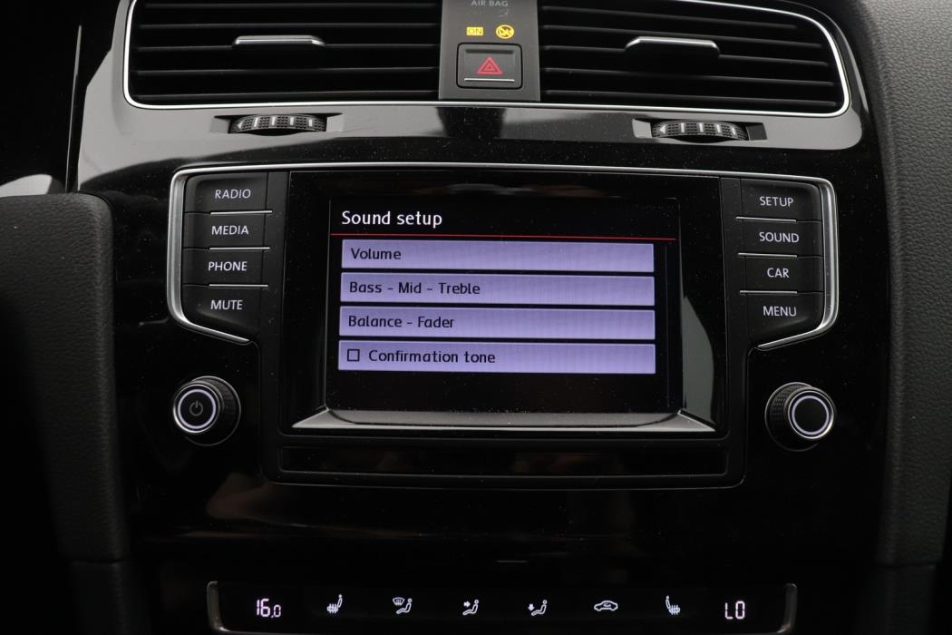 VOLKSWAGEN Golf 2013
