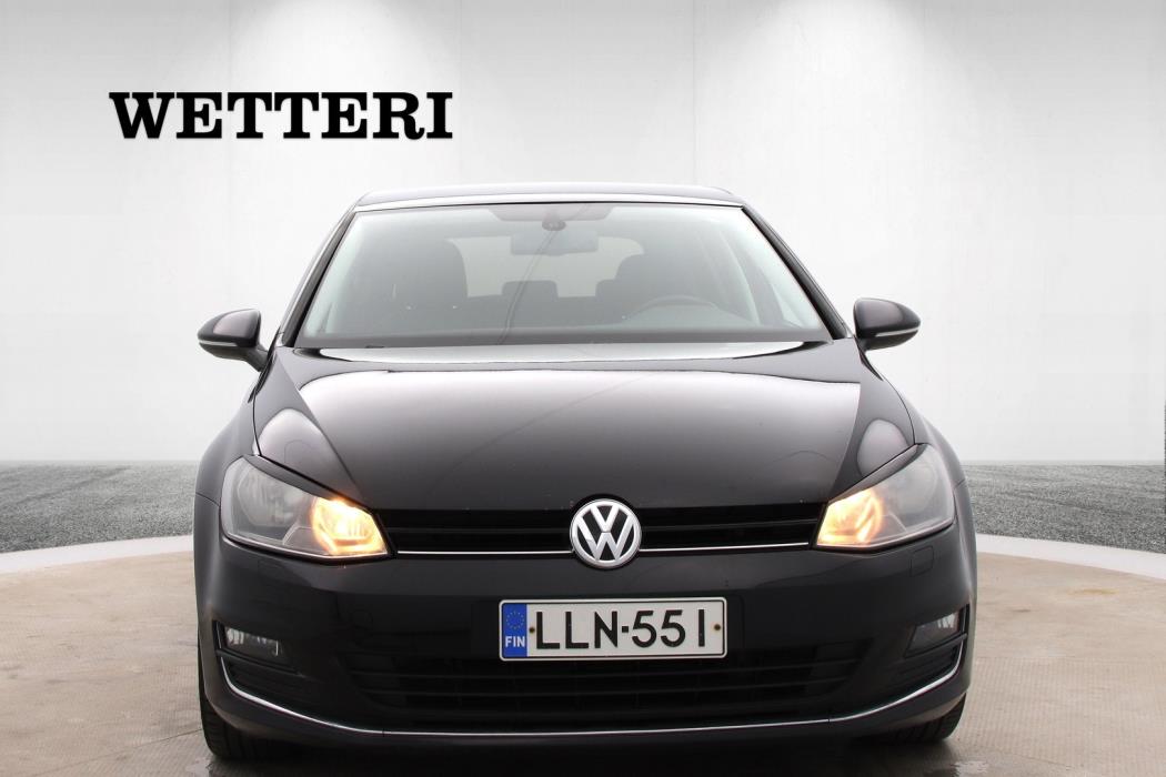 VOLKSWAGEN Golf 2013