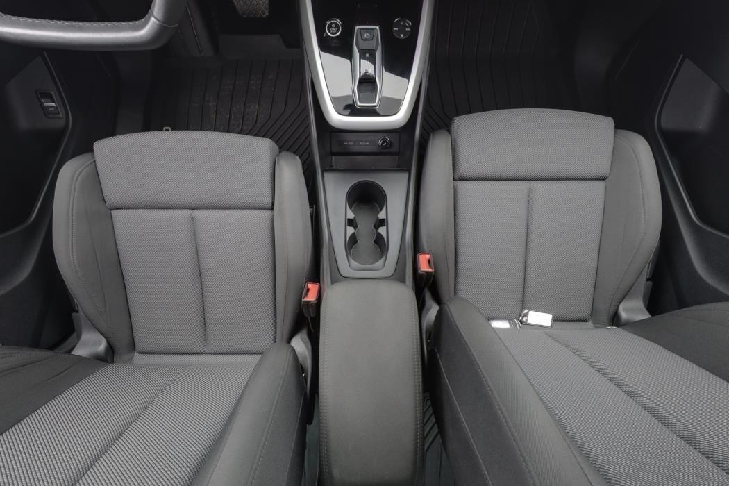 AUDI Q4 e-tron 2023
