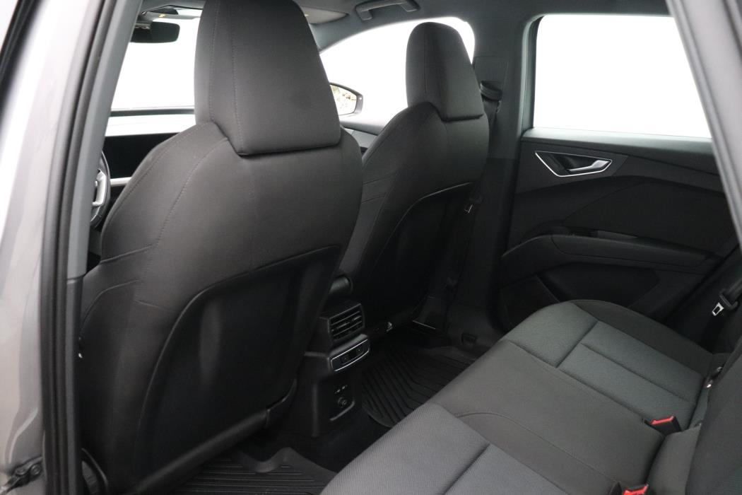 AUDI Q4 e-tron 2023