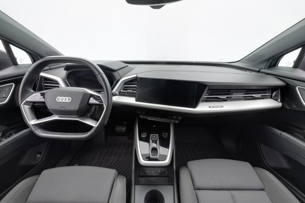 AUDI Q4 e-tron 2023