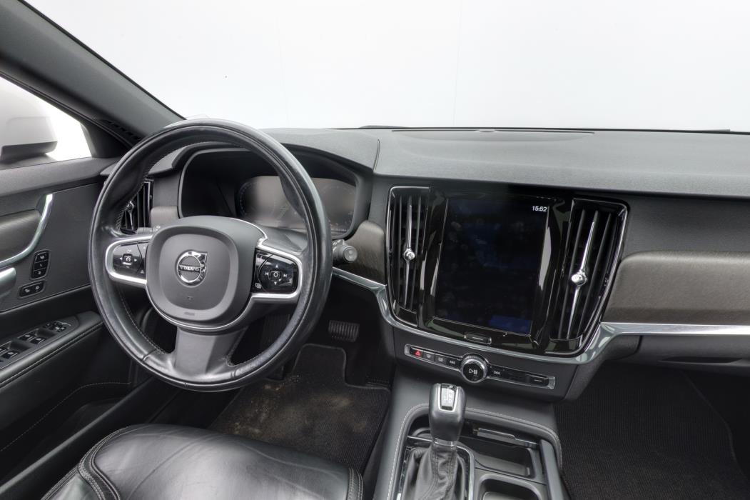 VOLVO V90 Cross Country 2018