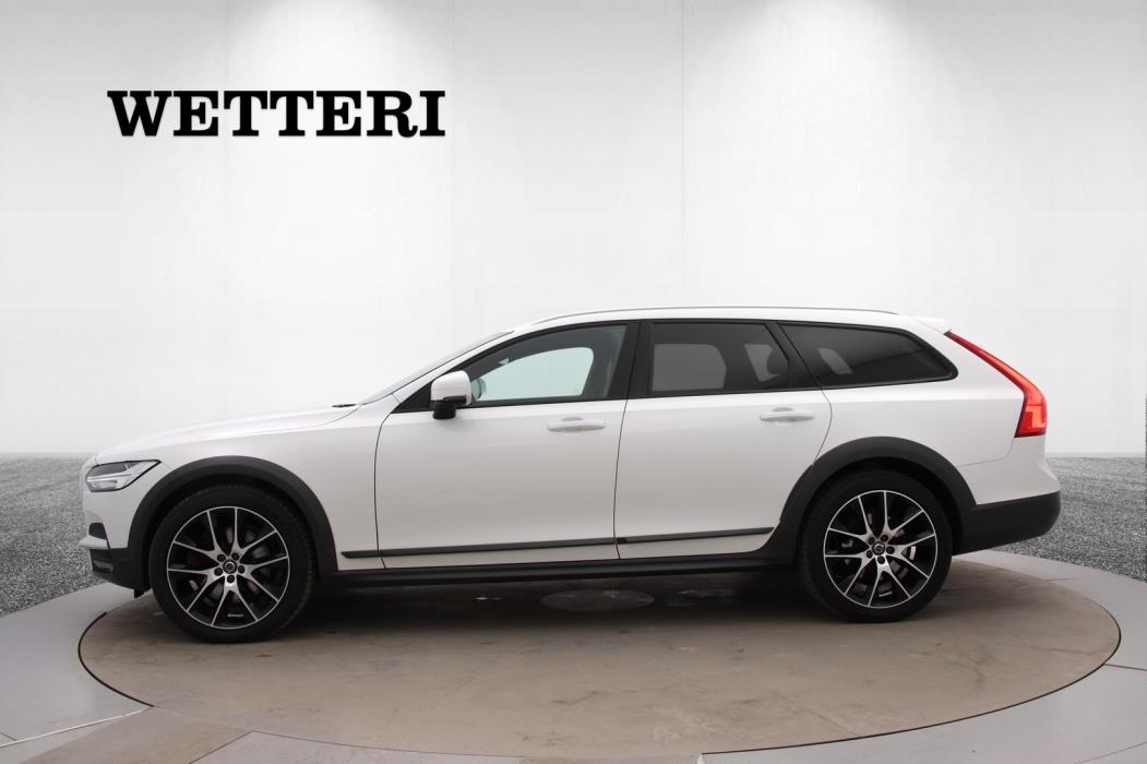 VOLVO V90 Cross Country 2018
