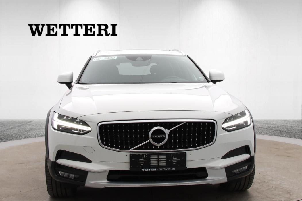 VOLVO V90 Cross Country 2018