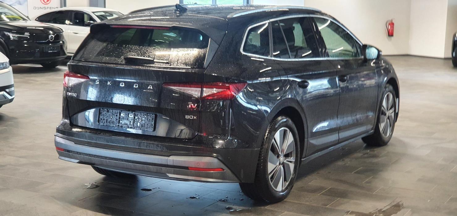 SKODA Enyaq 2023